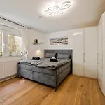 Retreat Living - Sauna - Garten - Parkplatz Appartement