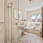 Appartement Retreat Living - Sauna - Garten - Parkplatz *