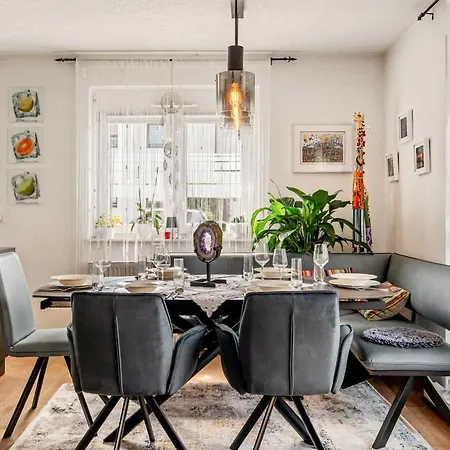 Retreat Living - Business-Apartment Mit 3 Schlafzimmern, 2 Baedern & Sauna - Kostenloser Parkplatz ベンスハイム