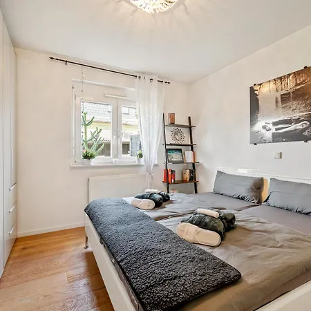 Retreat Living - Sauna - Garten - Parkplatz Apartamento