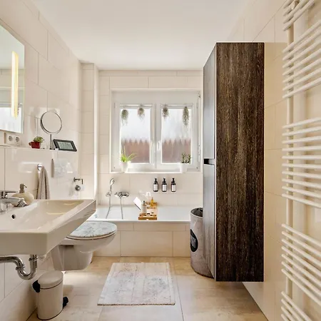 Retreat Living - Sauna - Garten - Parkplatz Apartamento