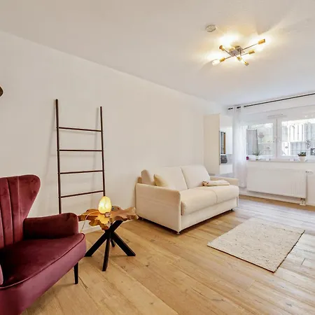 Retreat Living - Business-Apartment Mit 3 Schlafzimmern, 2 Baedern & Sauna - Kostenloser Parkplatz ベンスハイム