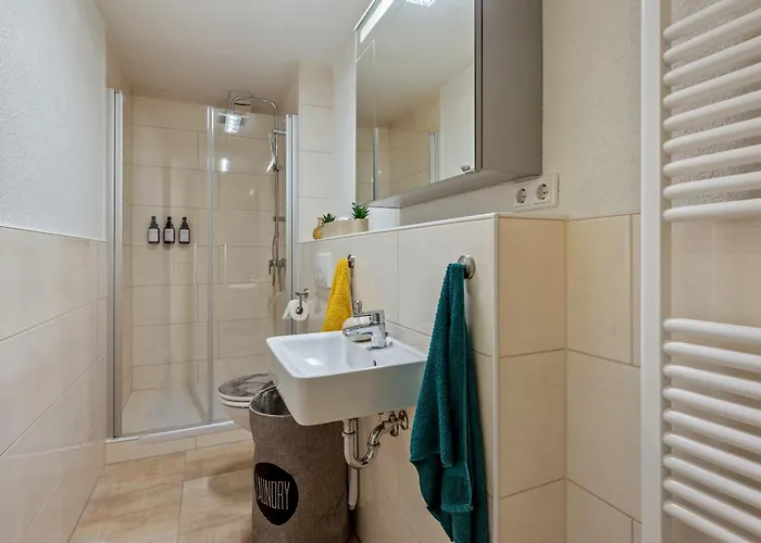 Retreat Living - Sauna - Garten - Parkplatz Apartman